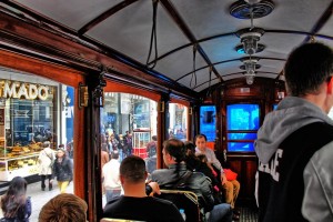 HDR Straßenbahn innen